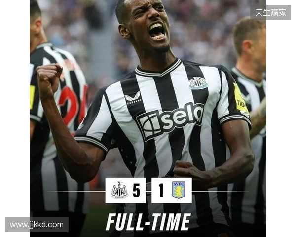 半场：纽卡1-0桑德兰，沃尔特马德助攻戈登破门，奥尼安送礼